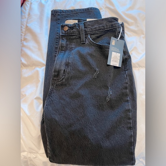 Universal Thread Jeans - Picture 2 of 4